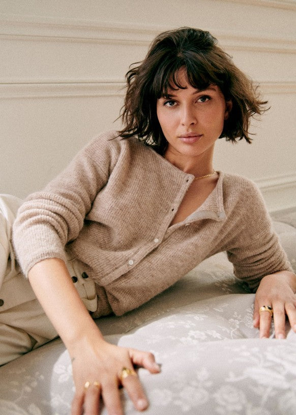 Marge - Superweiche Chint-Strickjacke mit Knöpfen 7